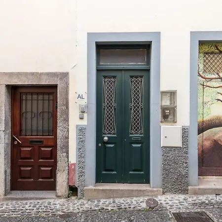 Amazing Old Town - By Sbh דירה *